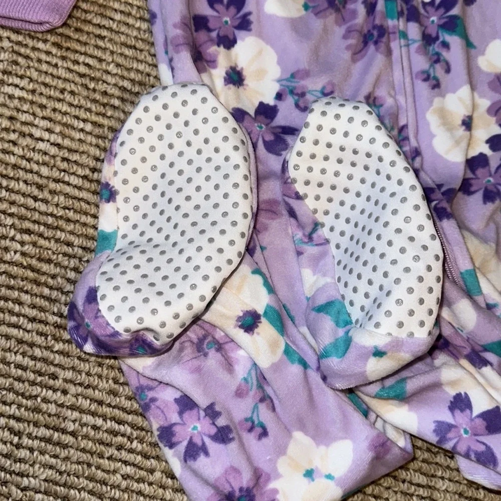 NWOT Children's Place purple & white floral 2T full zip loose fit fuzzy pajamas